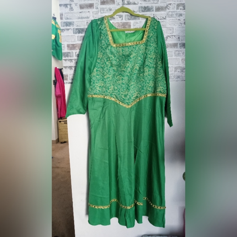 Green Long Sleeve Dress with Gold Trim
